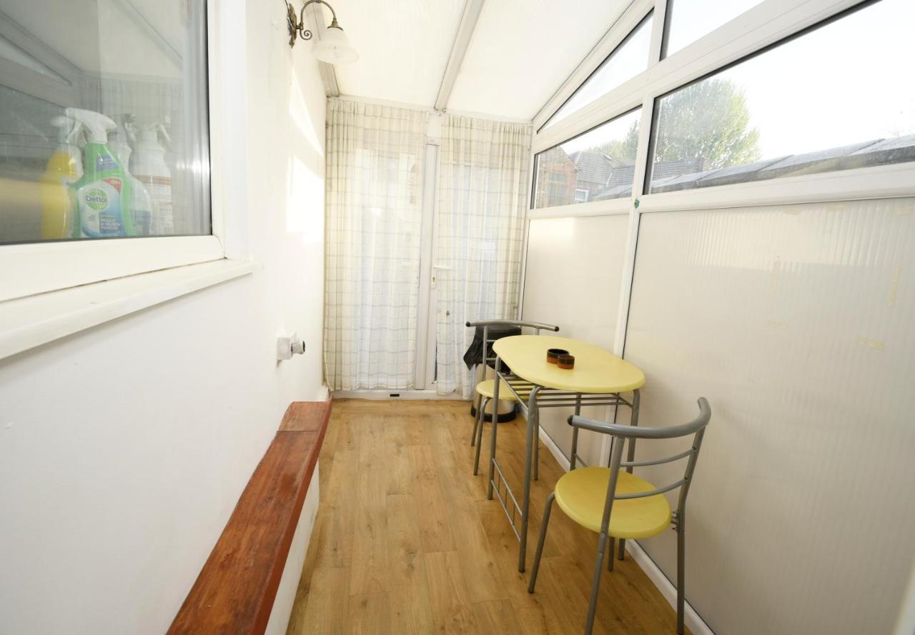 White House Apartamento Manchester Exterior foto
